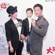 公交车被cao到合不拢腿